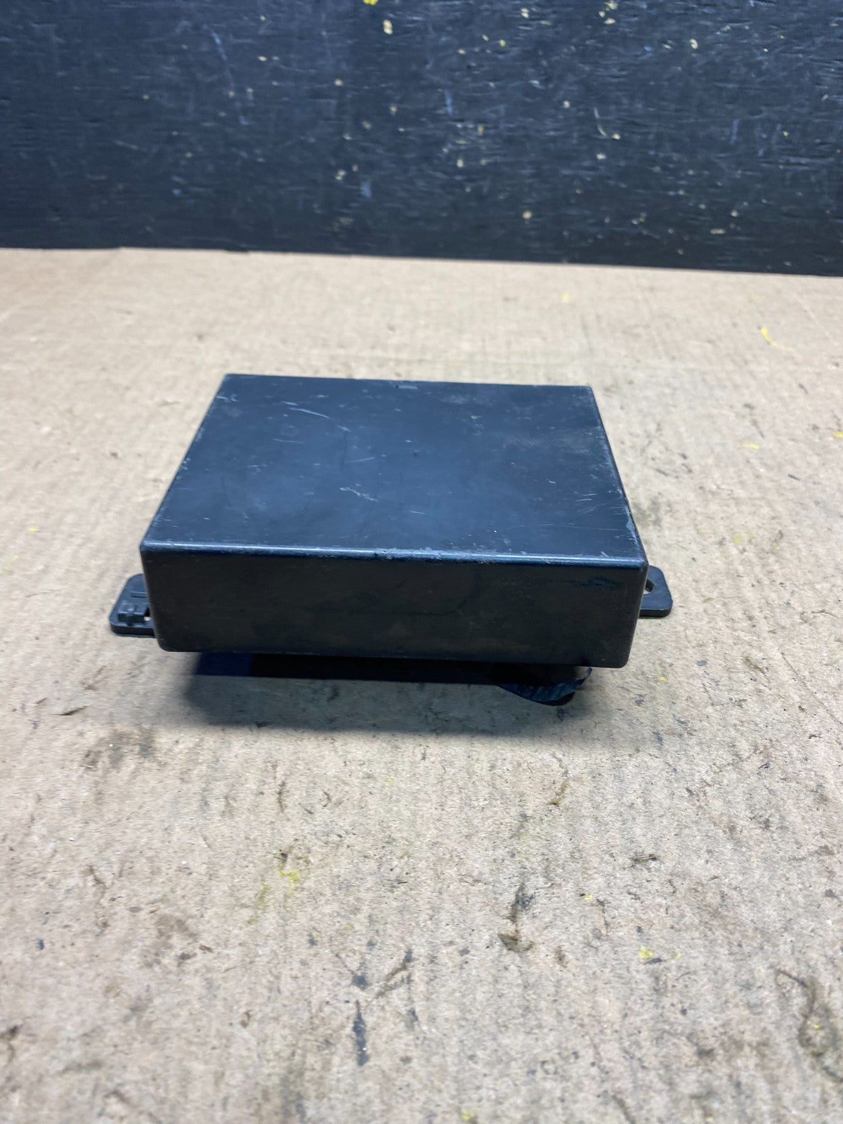 2005 - 2010 Honda Odyssey Rear Right Passenger Sliding Door Module R8493 DG3