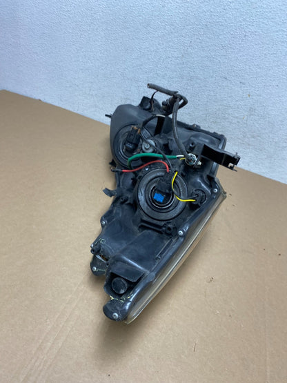 2012 2013 2014 Toyota Prius V Left Driver LH Side Halogen Headlight AD7860 DW14