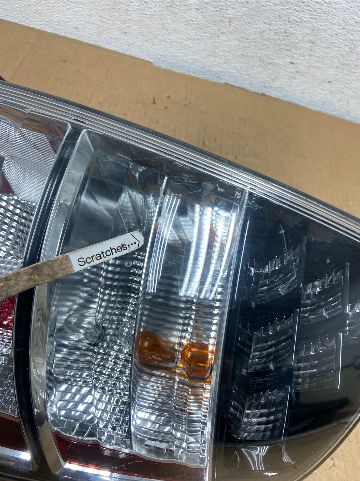 2004 - 2005 Toyota Prius Right Passenger Side Rh Tail Light AD0921 LK3