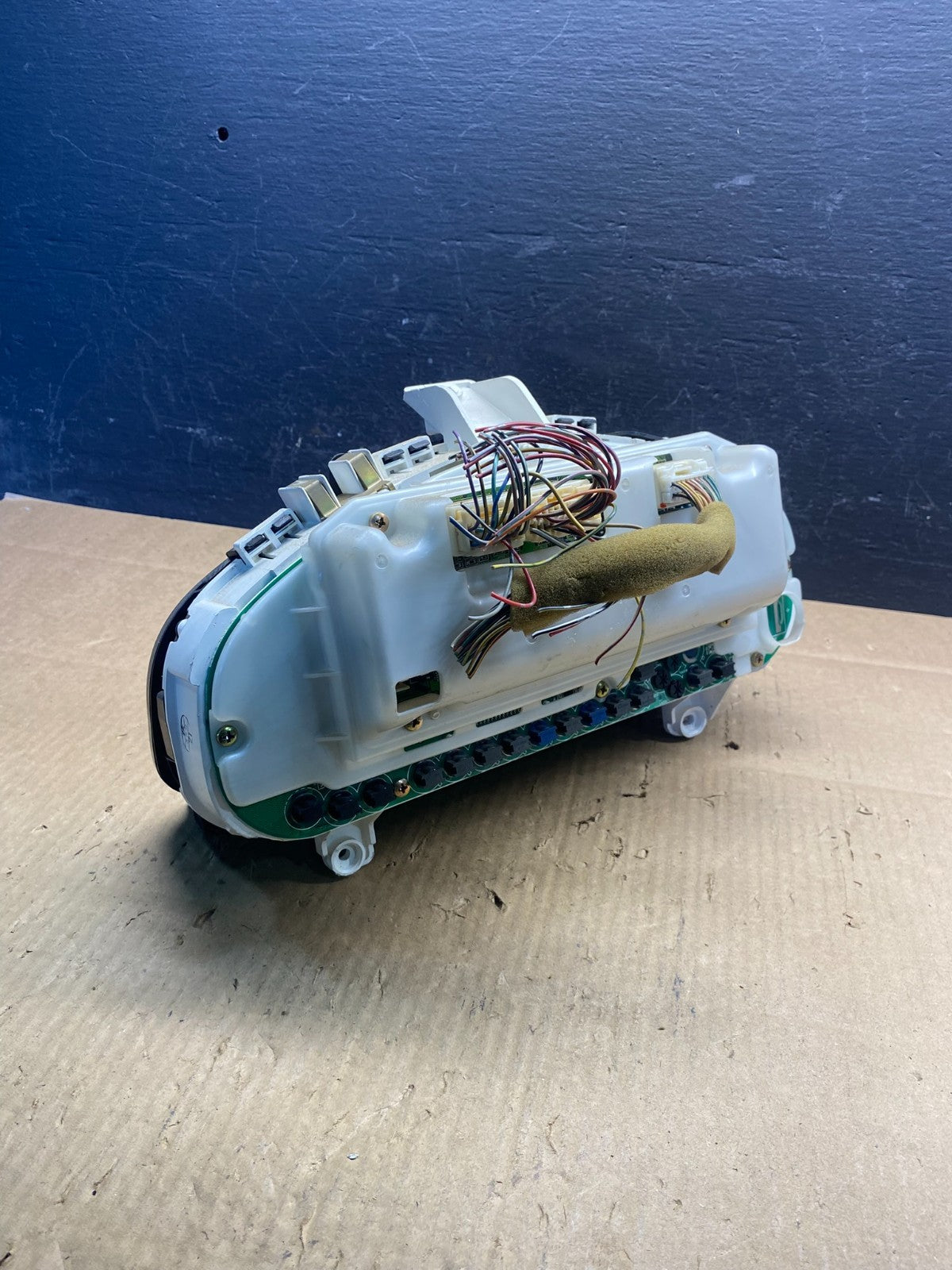2000 to 2003 Lexus RX300 Speedometer Cluster Gauge AD1638 DG5