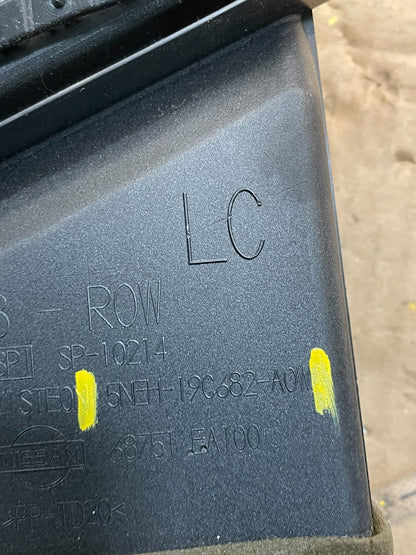 2005-2009 Nissan Xterra Center Left+Right Side Air Vent u2221 DG6