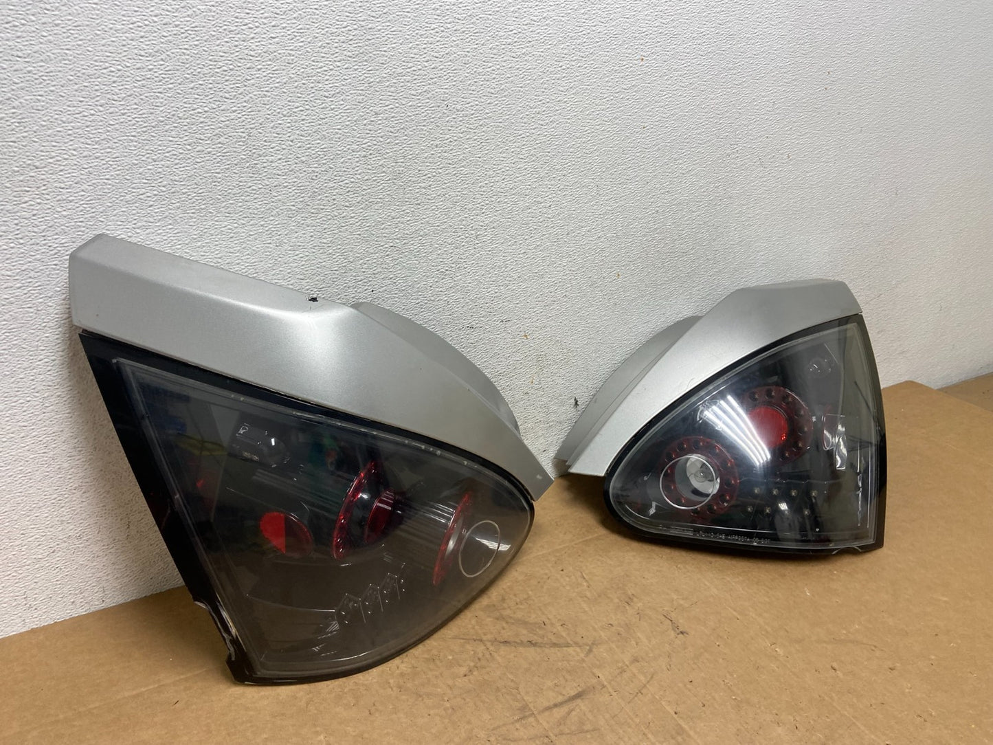 2004 to 2008 Nissan Maxima Left+Right Set LED Black Tail Lights AD6351 DG2