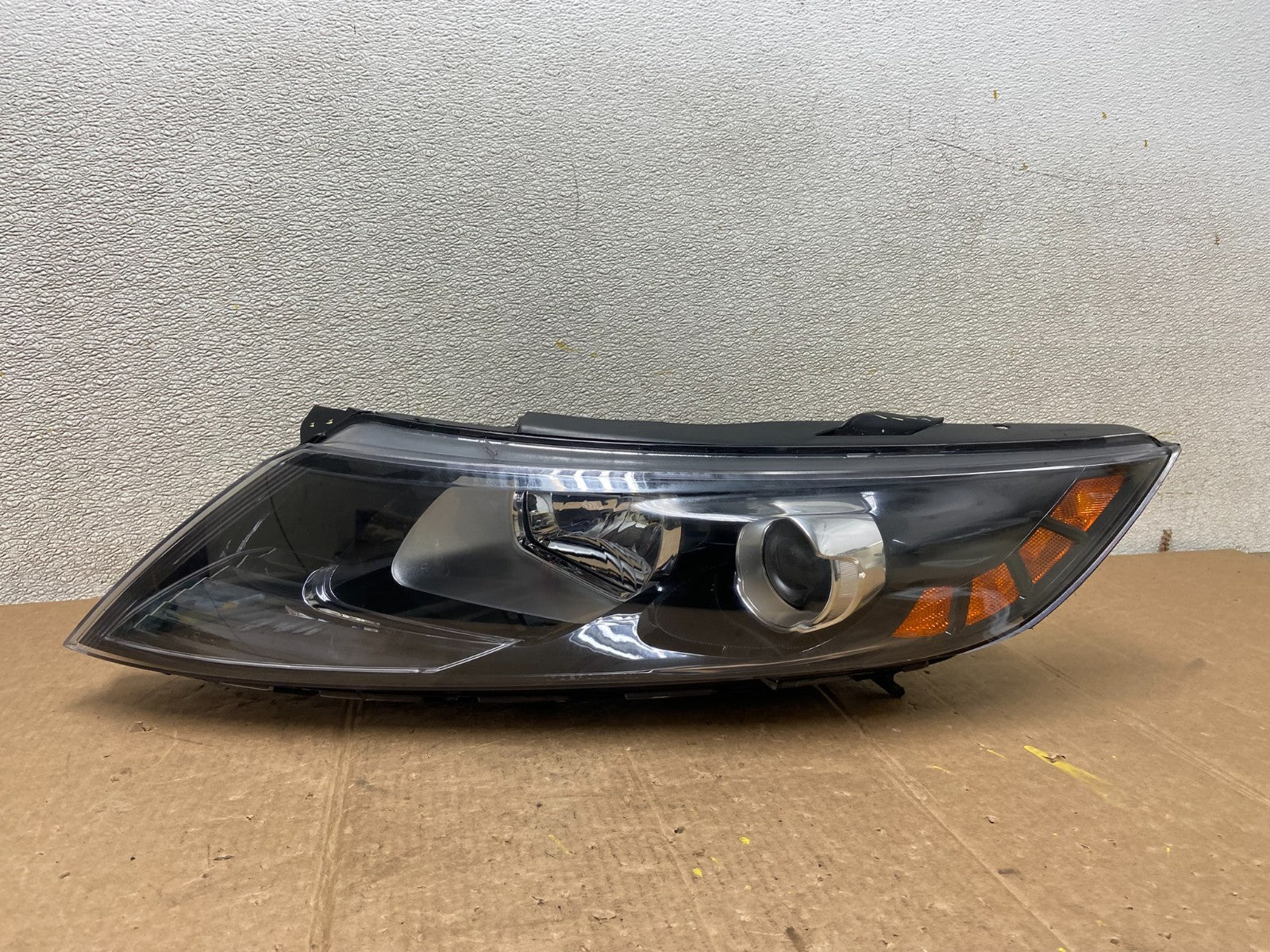2011-2013 Kia Optima Left Driver LH Side Headlight Xenon DEPO AA1591 DW0