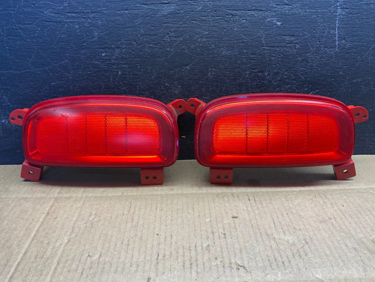 2014 2015 Kia Sorento Left Driver Bumper Reflector ad4909 DG0