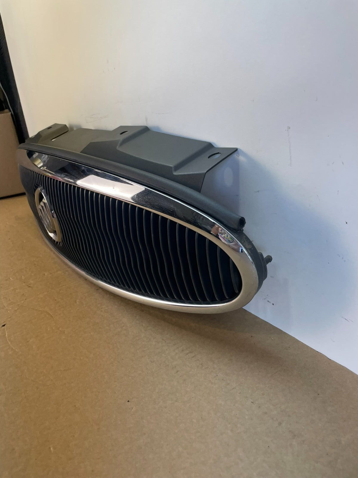 2005 2006 2007 Buick LaCrosse Allure Chrome Front Grill Grille AG9799 DG1