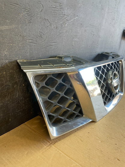 2005 2006 2007 Nissan Pathfinder Chrome Front Upper Grill Grille AD5724 DW2