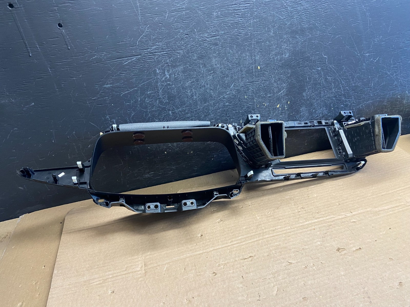 2015 to 2017 Hyundai Sonata Speedometer Cluster Bezel Trim W/ Air Vent AF2536 DG2