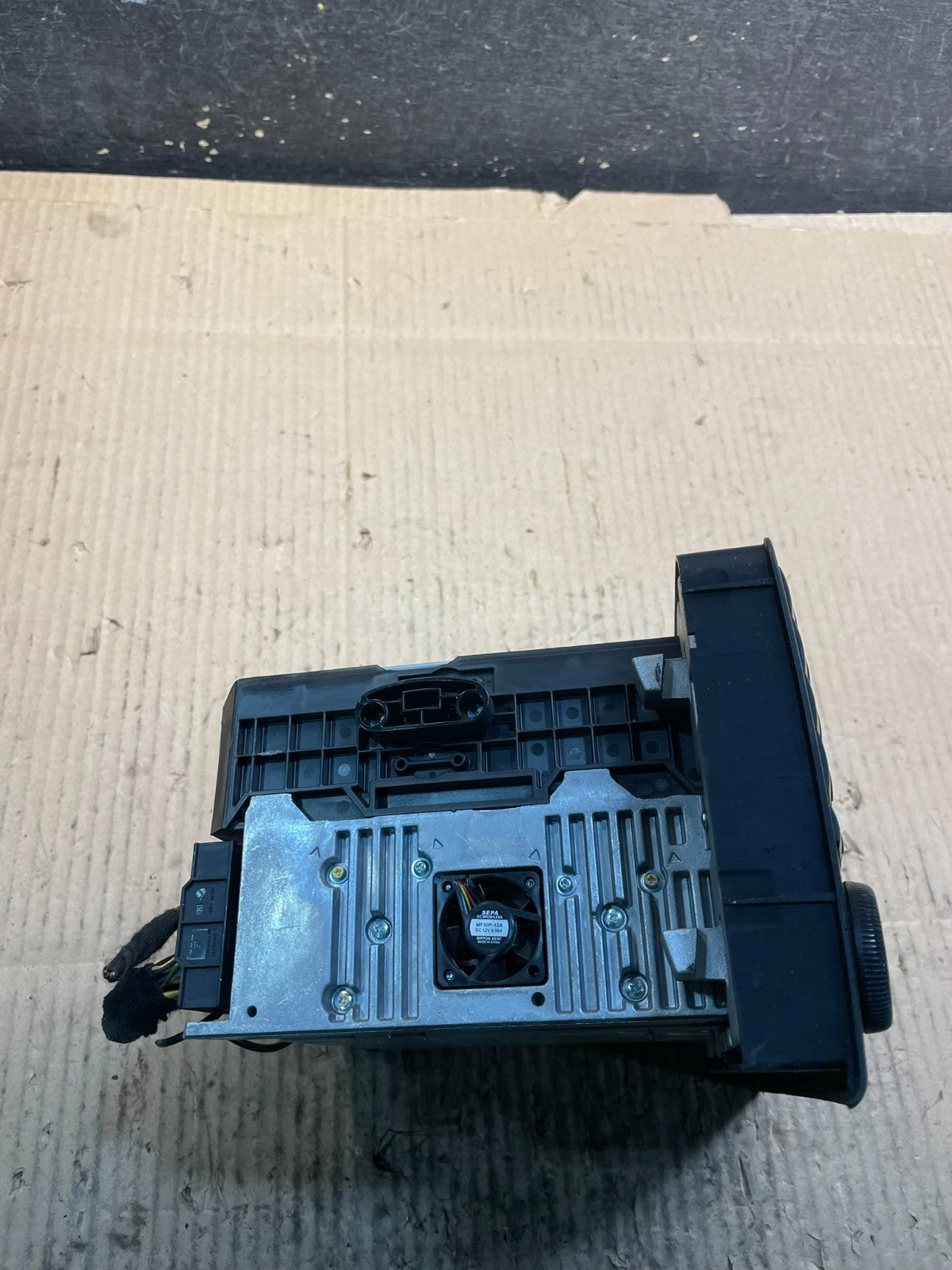 2009-2012 Mercedes X164 GL550 ML500 Radio Navigation Screen Display y1090 DG4