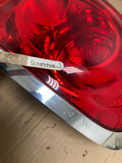 2008-2012 Buick Enclave Right Passenger Rh Tail Light AE9172 LK3