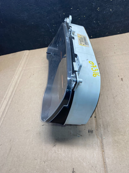 2003 Dodge Durango Speedometer Instrument Cluster Gauge OEM O7316 DG2