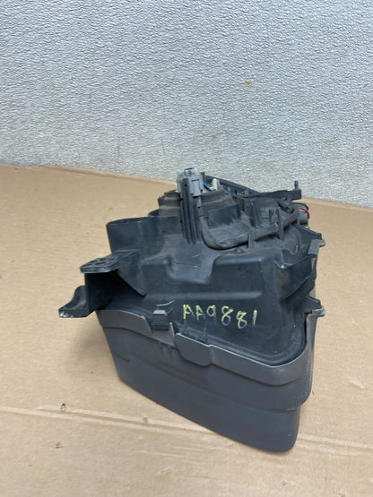 2002 2003 2004 Nissan Xterra Right Passenger RH Side Headlight OEM AA9881 DW7