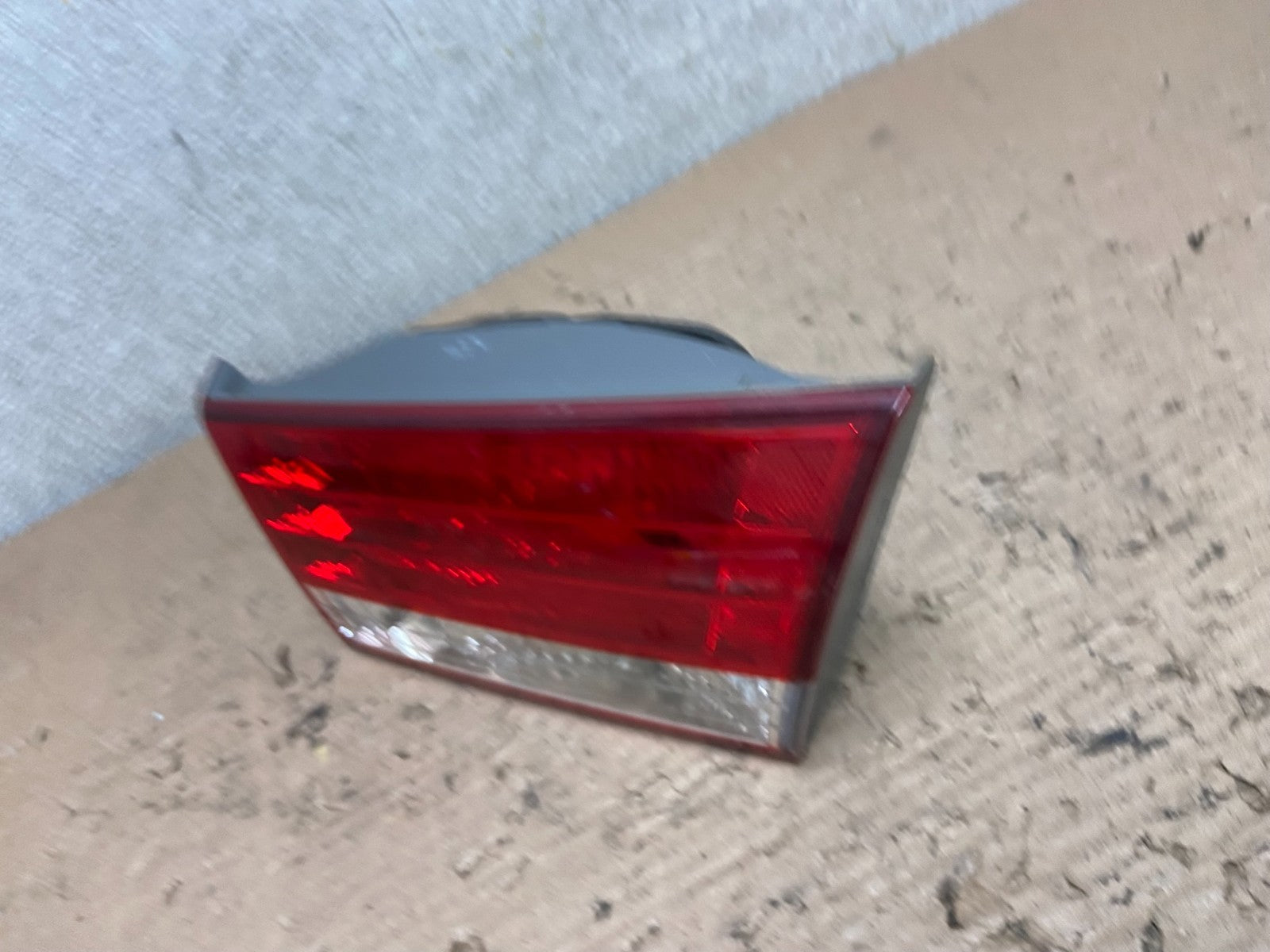 2006 2007 2008 Hyundai Sonata Right Passenger Rh Inner Tail Light Oem AA9811 DG1