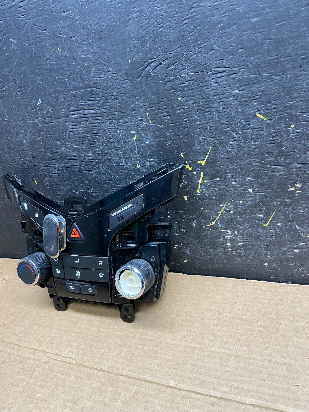 2012 - 2014 Chevrolet Cruze Climate Control A/C Panel OEM W0235 DG1