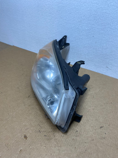 2009 - 2012 Toyota Rav4 Right Passenger RH Side Headlight Halogen AC1846 DW1