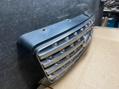 2003 2004 2005 Infiniti FX35 Grill Grille W/ Emblem Oem V2674 DG2