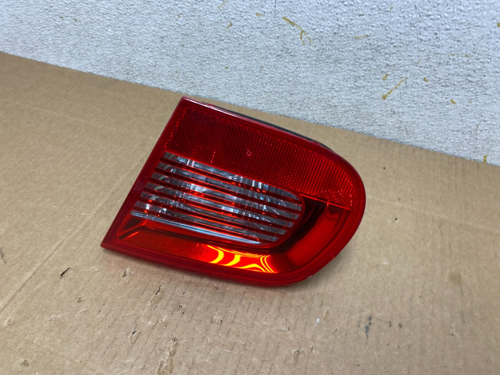 2007 2008 2009 2011 Volkswagen Eos Right Passenger Rh Tail Light inner OEM O73351