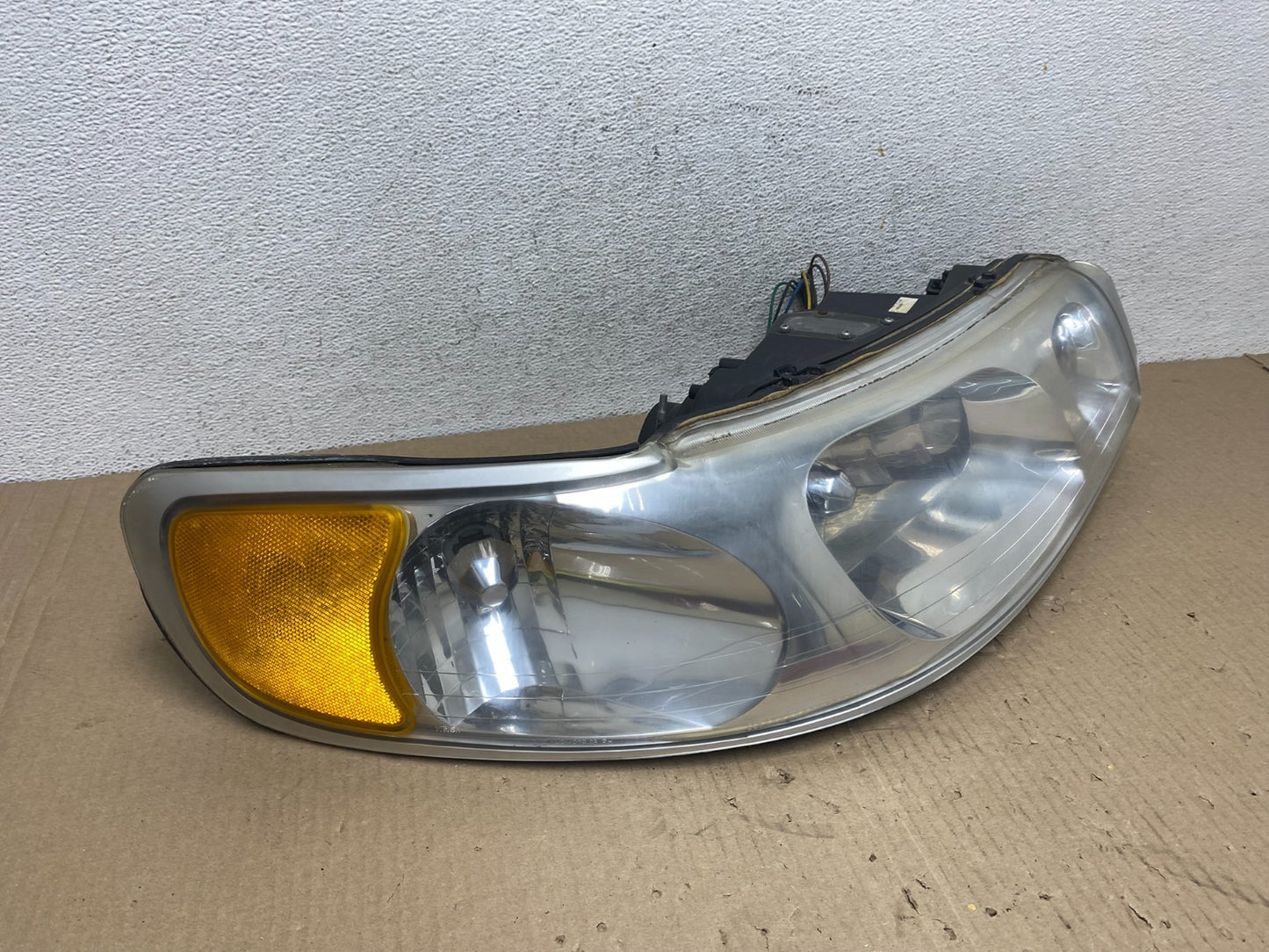 1999-2001 Lincoln & Town Car Right Passenger RH Headlight Halogen AE9589 DW2