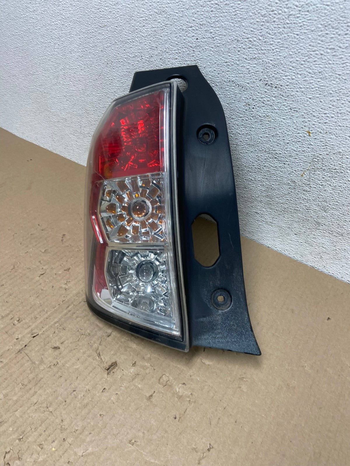 2009 - 2013 Subaru Forester Left Driver Lh Side Tail Light AE9706 LK1