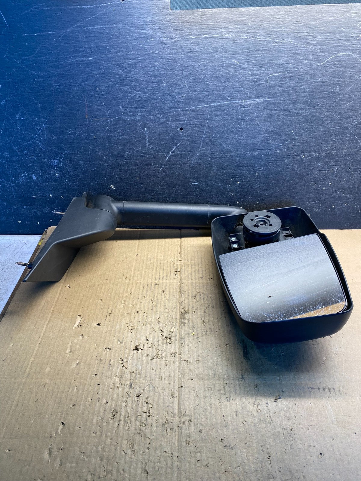 2005 Chevrolet Express Savana Left Driver LH Side View Mirror AB0346 MS4