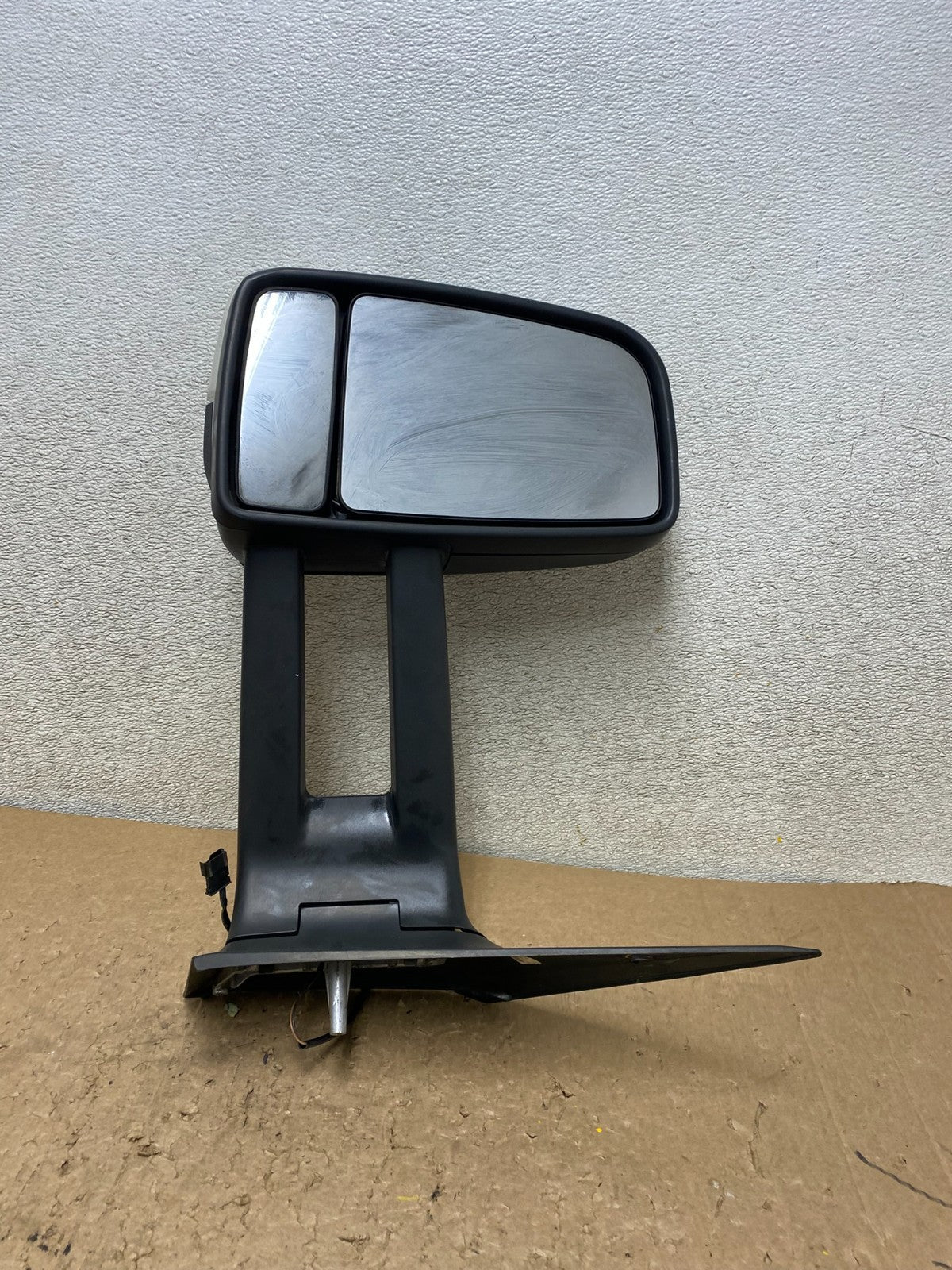 2007 to 2018 Mercedes-Benz Sprinter Left Driver Side View Door Mirror V0608 DG7