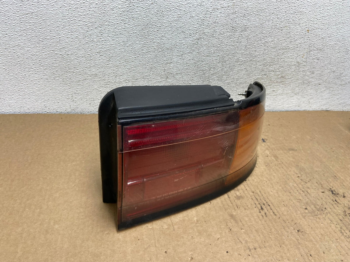 1992 1993 1994 Toyota Camry Right Passenger RH Side Tail Light AG2266 LK2