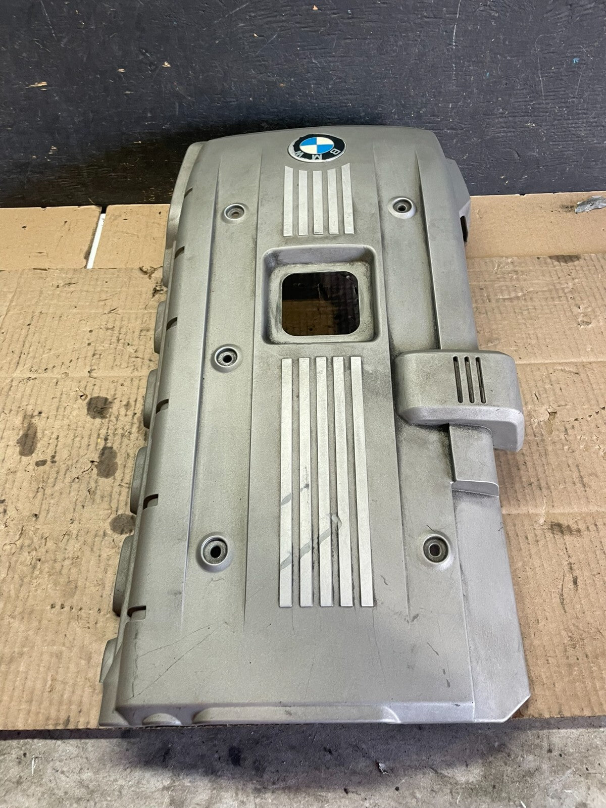 2007 to 2011 BMW 328i 528i Plastic Engine Cover Shield M2704 PS1