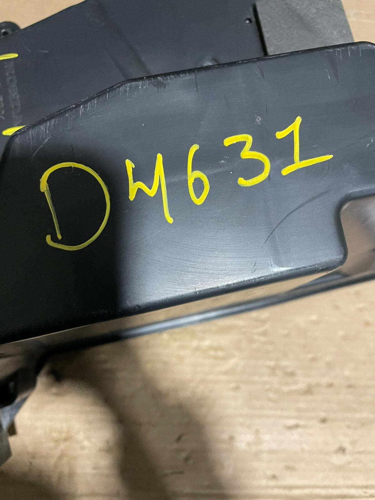 2011 to 2017 Honda Odyssey Rear Subwoofer Speaker D46316
