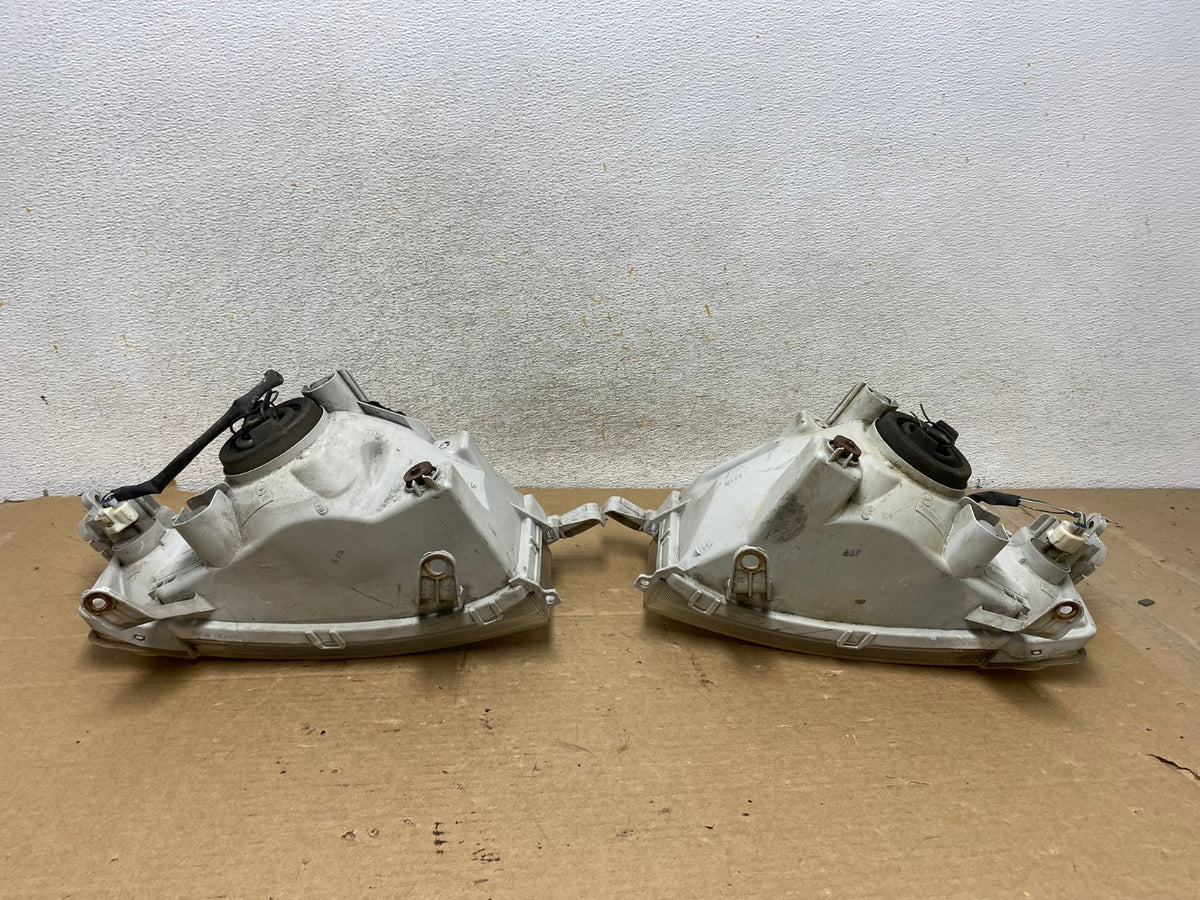 2004 2005 2006 Scion XB Left+Right Halogen Headlights AH7966 LK4