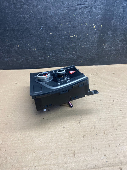 2014 - 2016 Hyundai Elantra Center Heater A/C AC Climate Control Panel AH5310 DG2