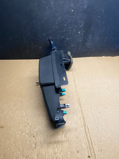 2020 to 2023 Ford Explorer Console Radio Display Screen Air Vent ae4445 DG2