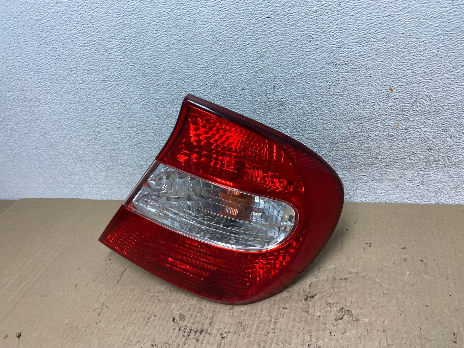 2002 2003 2004 Toyota Camry Tail Light Right Passenger Rh Side AF2953 LK1