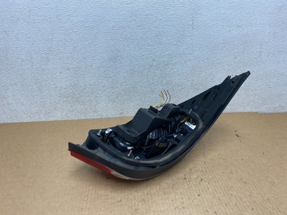 2008 2009 2010 BMW 5 525i 530i Right Passenger Rh Tail Side Light L8437 DW5