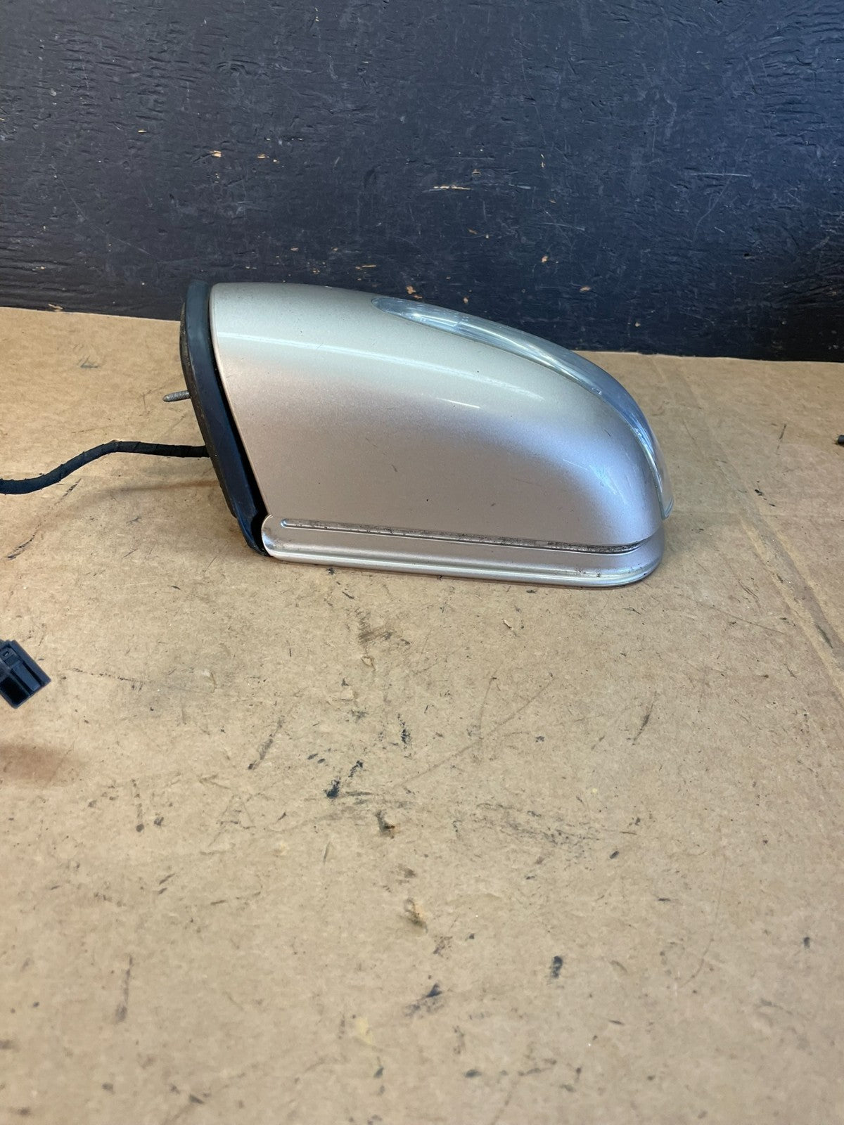 2005 to 2007 Mercedes-Benz C Class Left Driver LH View Door Mirror AE1091 DW3