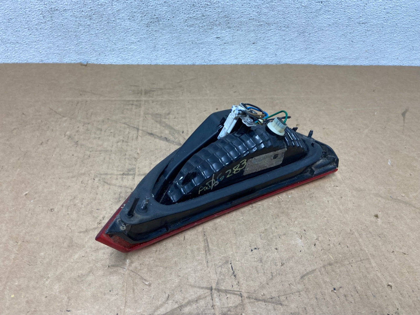 2014 2015 2016 Hyundai Elantra Sedan Right Passenger Inner Tail Light AD6283 LK4