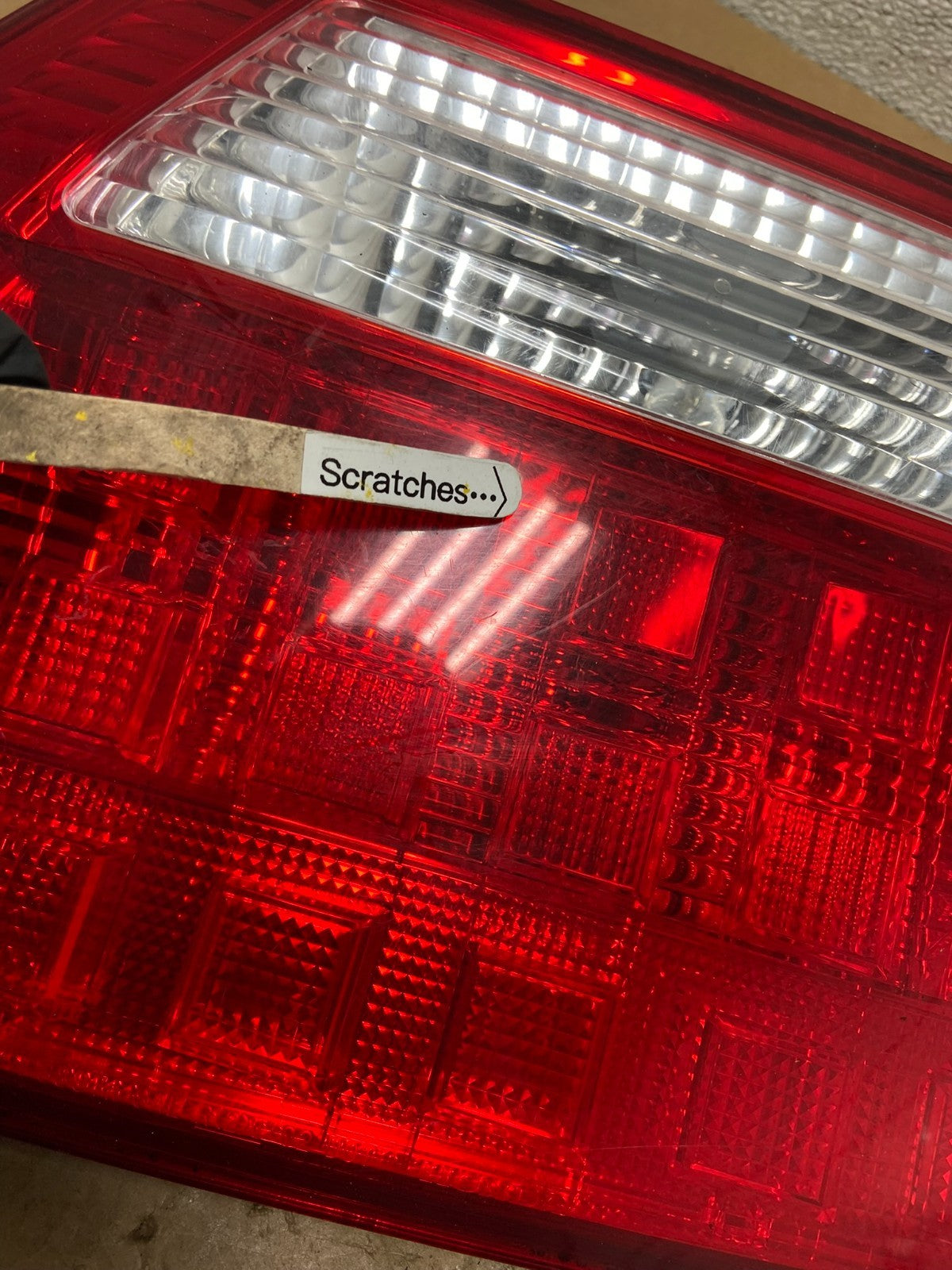 2005 2006 2007 Honda Odyssey Inner Right Passenger RH Tail Light Z9343 DW3