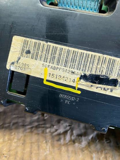 2004 to 2007 Chevrolet Express Speedometer Cluster Gauge OEM  S8720 DG7