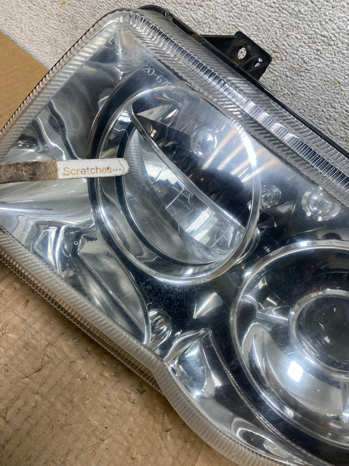 2005 to 2010 Chrysler 300C Left Driver LH Side Halogen Headlight TYC AI6624 DW3