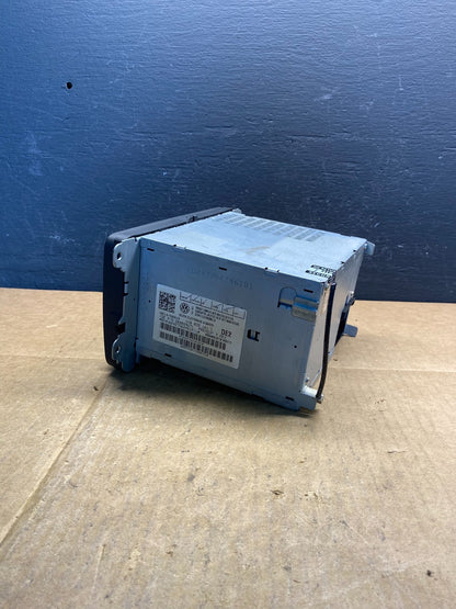 2006 to 2011 Volkswagen Passat Jetta Radio CD Player Screen Navigation ad3627 DG1