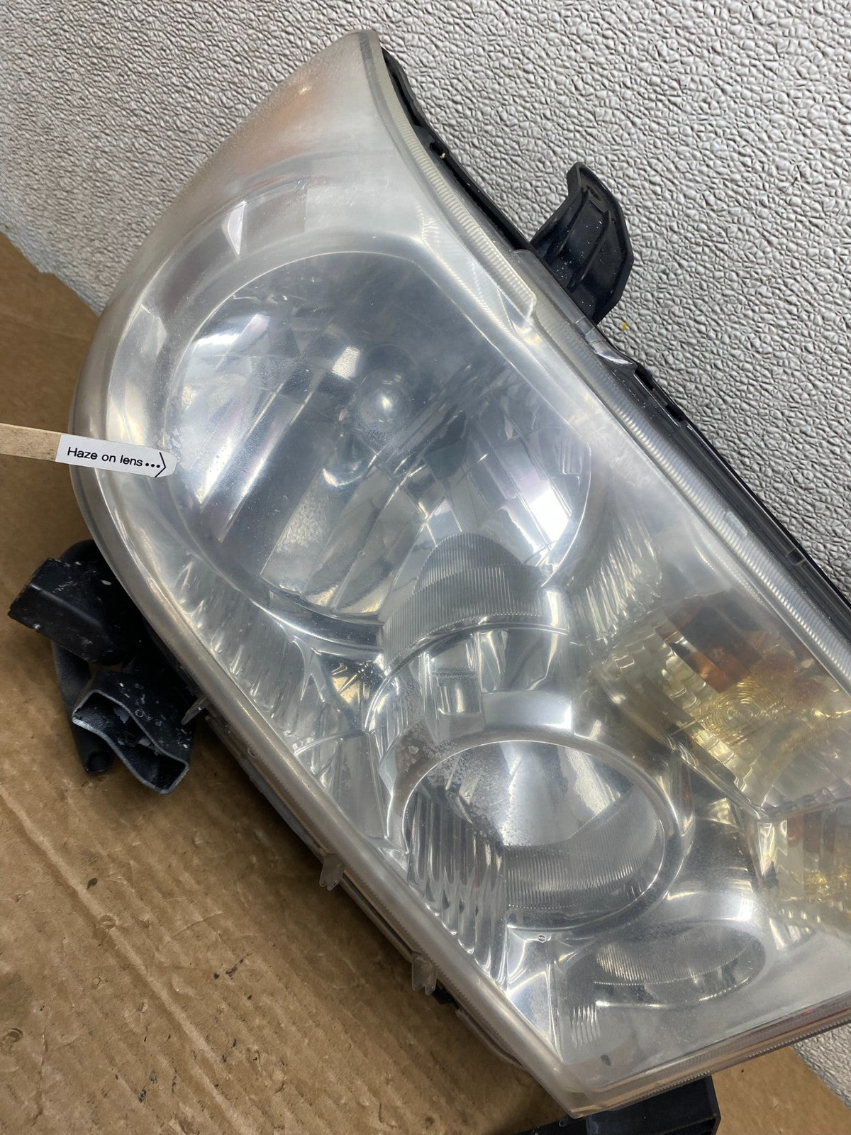2007 to 2014 Toyota Sequoia Tundra Right Passenger RH Headlight Halogen Z2607 DG3