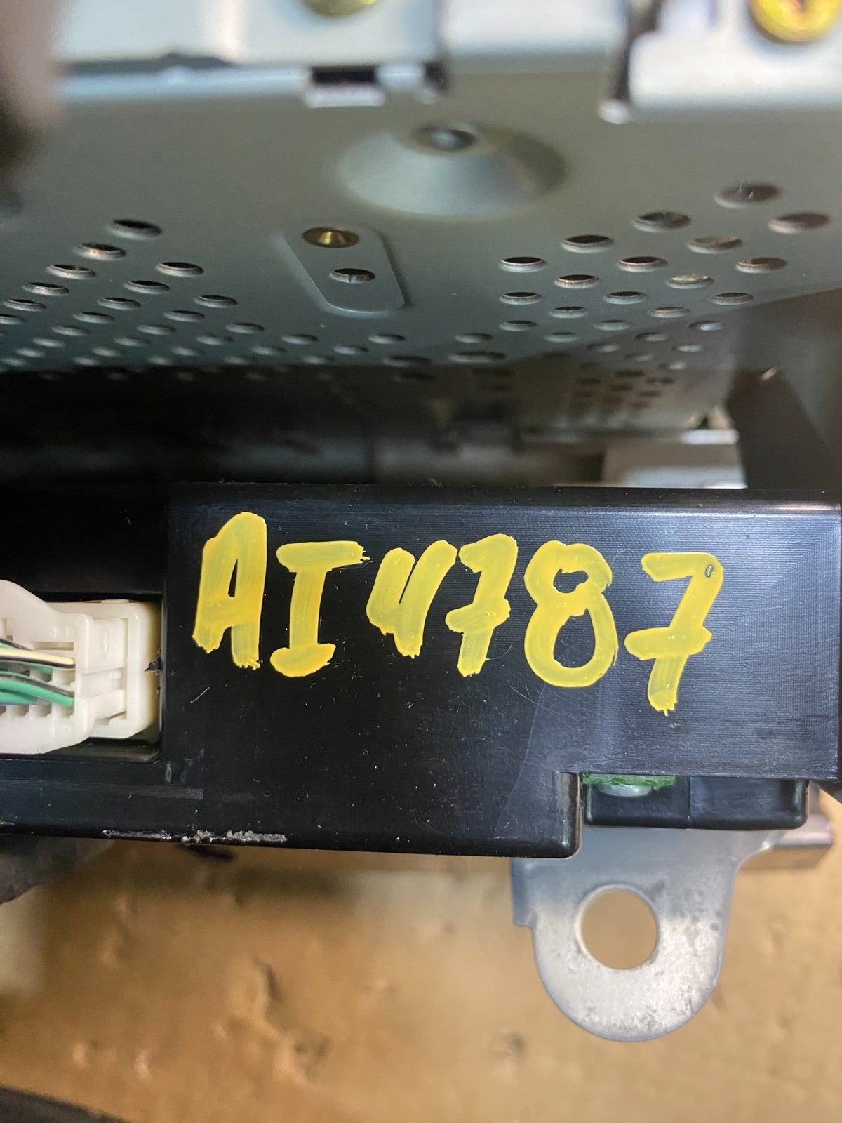 2004 2005 2006 Toyota Solara Am Fm Cd Player Radio Climate Control AI4787 DG7