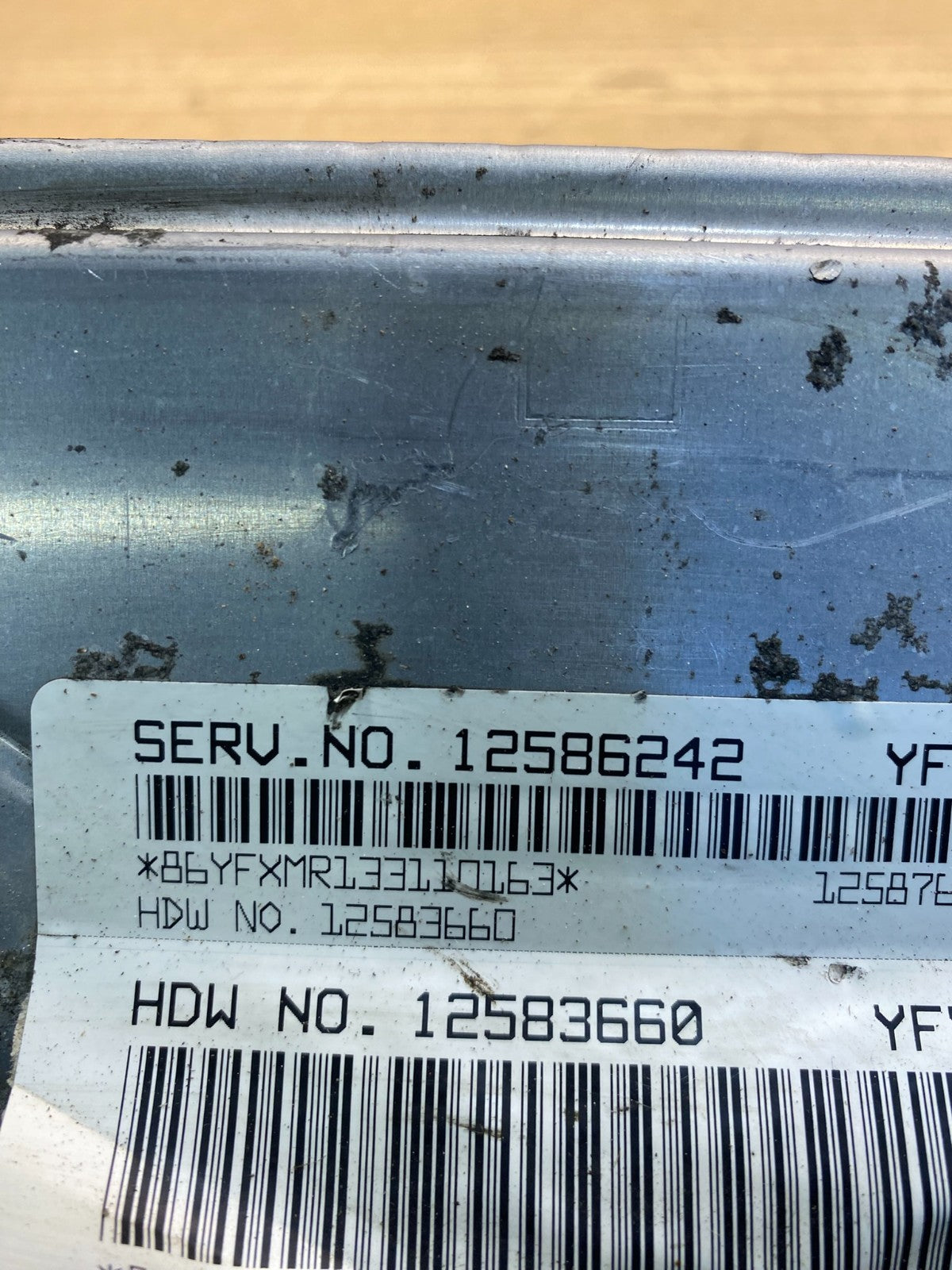 2004 GMC Envoy Silverado Engine Computer ECU ECM Module 12586242 Oem AC4438 DG2