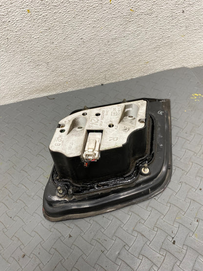 1995 1996 Nissan Maxima Right Passenger RH Side Inner Tail Light Oem A5096 DG14