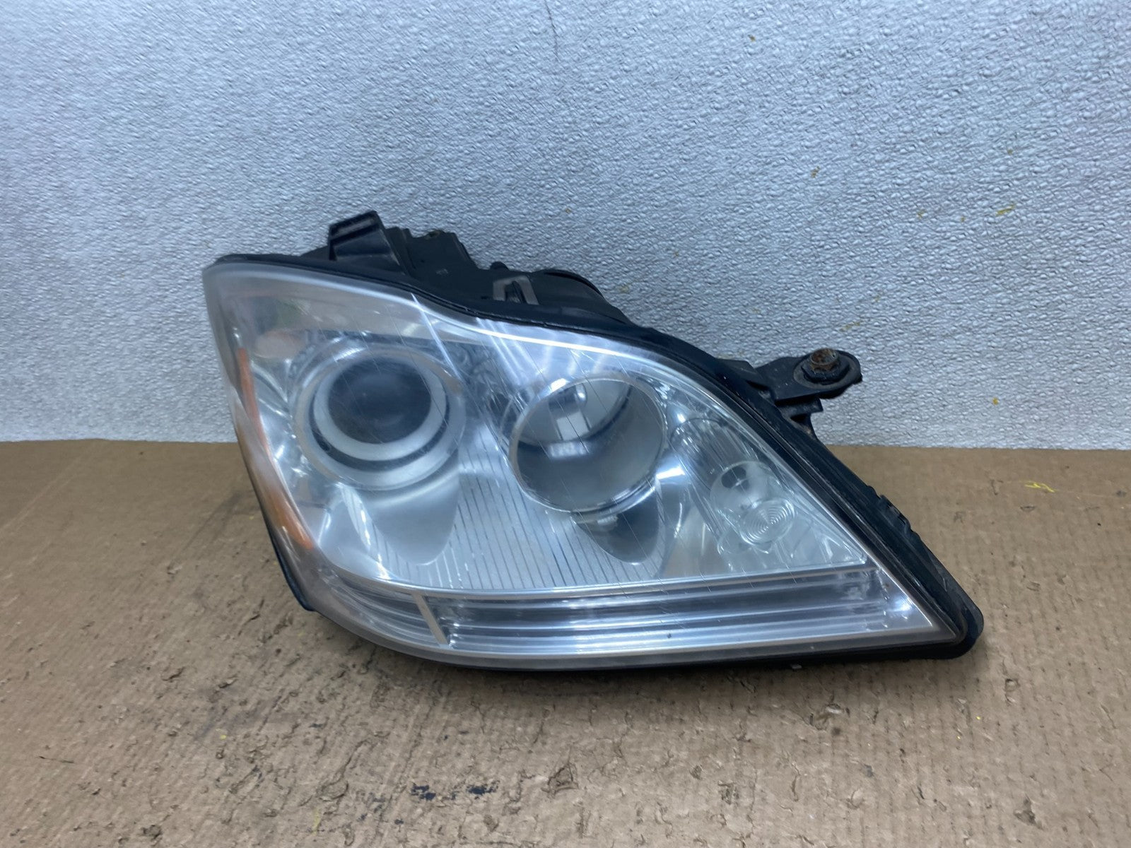 2007 to 2009 Mercedes GL-Class GL450 Right Passenger Headlight Oem W7917 DW1