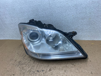 2007 to 2009 Mercedes GL-Class GL450 Right Passenger Headlight Oem W7917 DW1