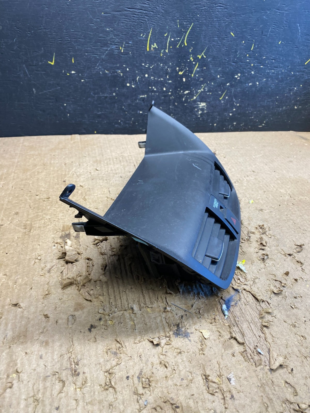 2007 2008 2009 Acura Mdx Center Console Upper Air Vent Hazard Trim OEM z9933  DG2