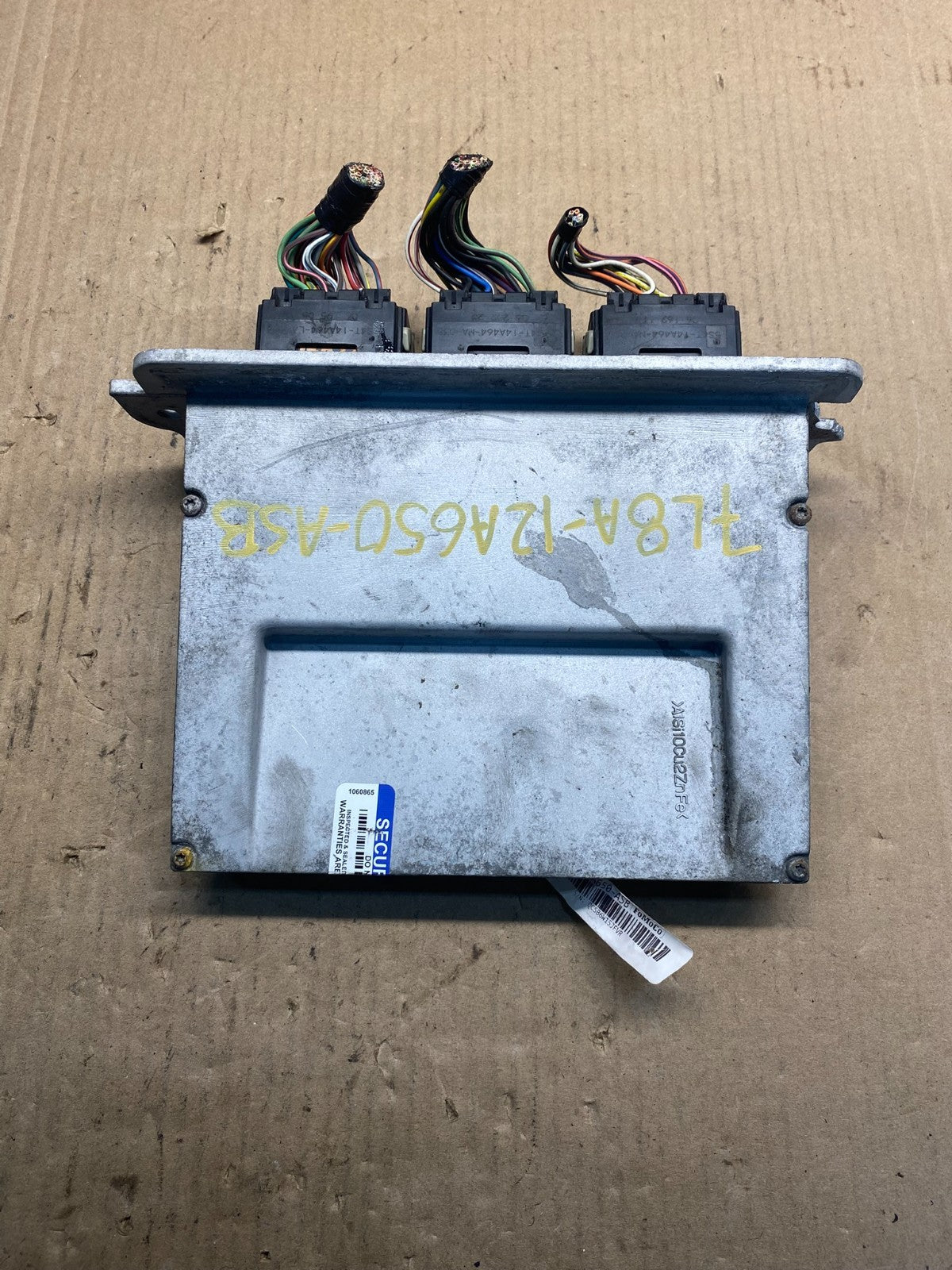 2007 Ford Escape Mariner Engine Control Unit ECU ECM Computer Module AE6408 DG1