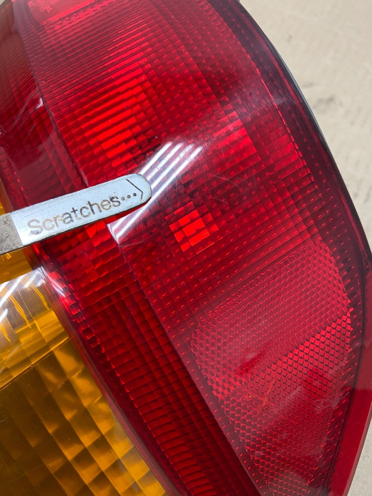 2002 2003 2004 Honda Odyssey Right Passenger Side Tail Light AG5846 DW3