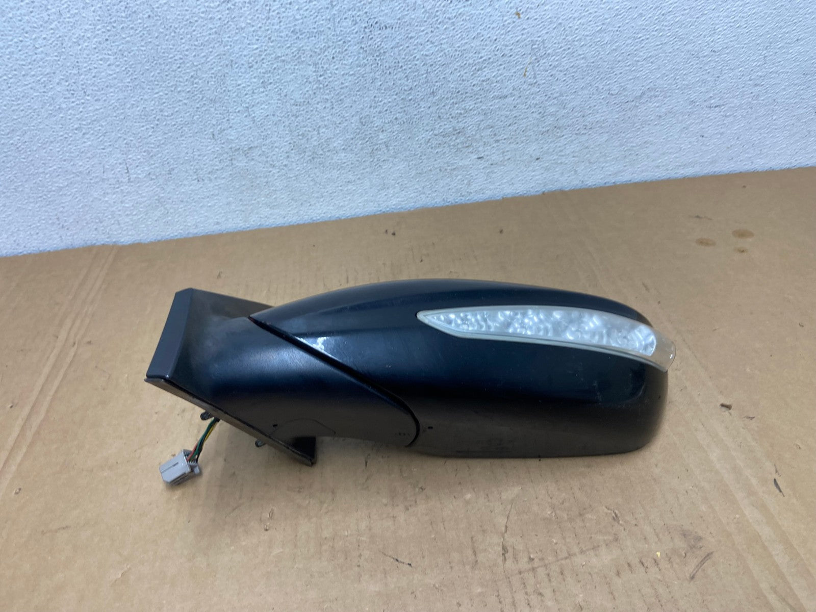 2011 - 2015 Hyundai Sonata Left Driver View Turn Sgn Door Mirror AD2685 LK3