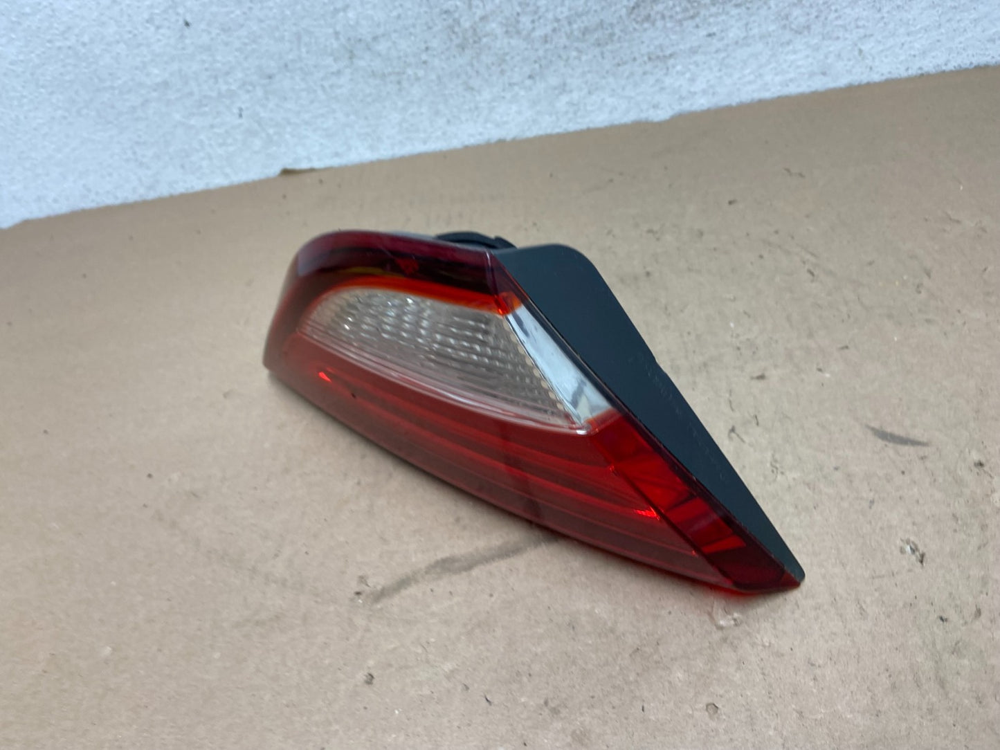 2015 to 2017 Chrysler 200 Sedan Left Driver Side Inner Tail Light Ag40951