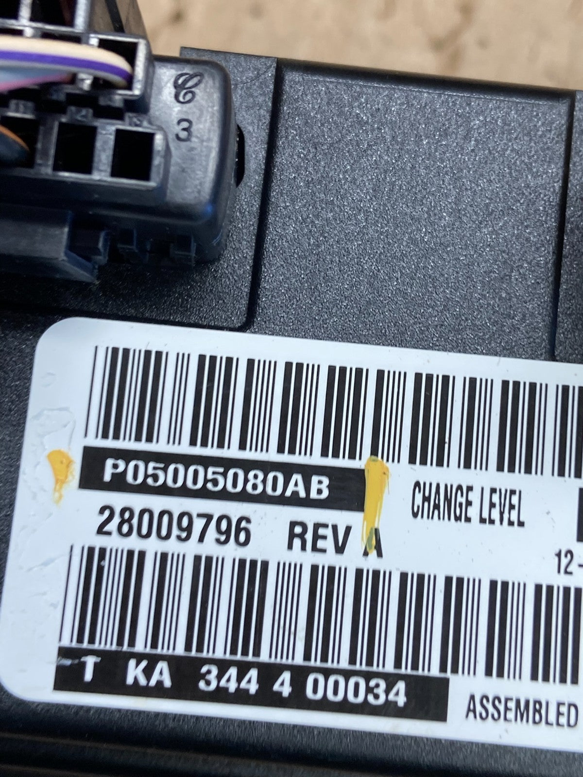 2004 - 2006 Chrysler Pacifica Heater AC Climate Temperature Control AA7889  DG6